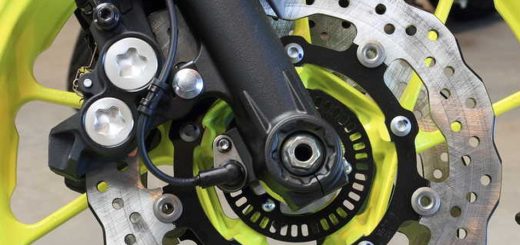 Mantenimiento preventivo a sistema de frenos de una motocicleta
