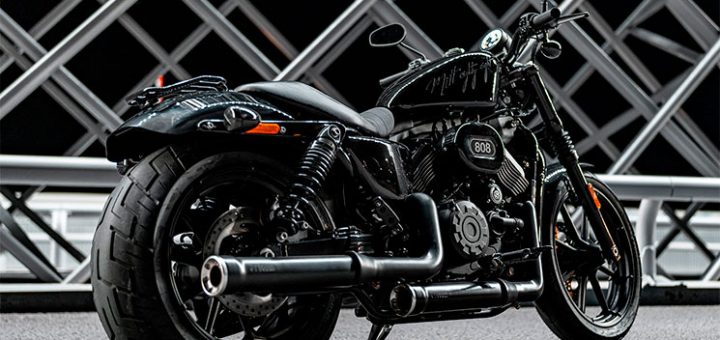 La Big Foot 808 es una custom de marca española con un enorme neumático de 240 mm