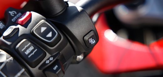 BMW Motorrad presenta el Asistente de Cambio Automático (ASA)
