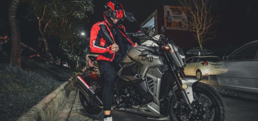 Dinamo Comando 400: Una naked que eleva el nivel - Revista Moto