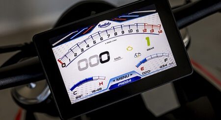 Probamos la FB Mondial Piega 452: de las mejores opciones para divertirme con una streetfighter con el carnet A2 y 6.000 euros en la mano