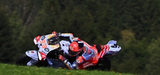 "Me gustaría seguir con Red Bull, pero...". Marc Márquez no quiere cambiar de patrocinador, y está presionando a Ducati para que se lo permitan