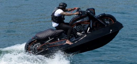 Motor de Yamaha, voladora y en el agua: la moto de Harley-Davidson que nadie jamás imaginó