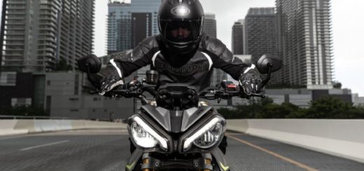 ¿Qué significa cuando un casco de motociclismo está certificado?