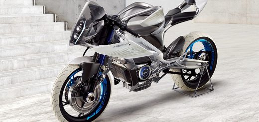 Yamaha no se ha olvidado de su moto eléctrica deportiva, estilo R1, tal y como demuestran estas nuevas patentes