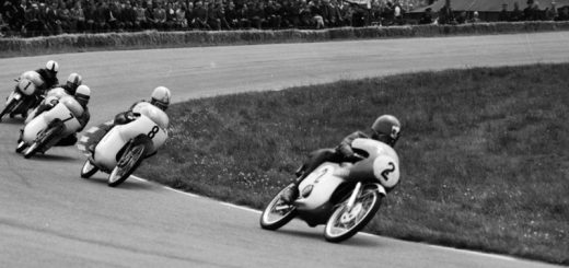 Hugh Anderson, leyenda del motociclismo neozelandés
