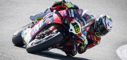 Álvaro Bautista no se libra de los lastres. Su Ducati seguirá pesando más que las demás en Superbikes en 2025