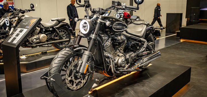 Benda Chinchilla 350: Un cruiser V2 con transmisión automática