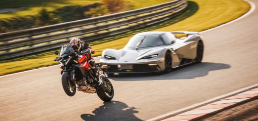 KTM 1390 Super Duke GT 2025 redefine el touring deportivo