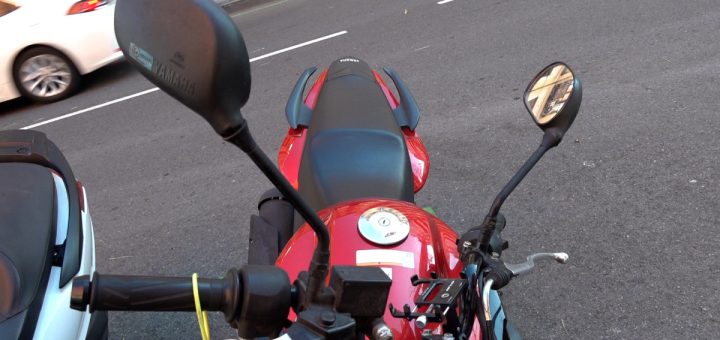 La Policía advierte del significado que tienen las motos con los retrovisores girados hacia adentro - El Debate