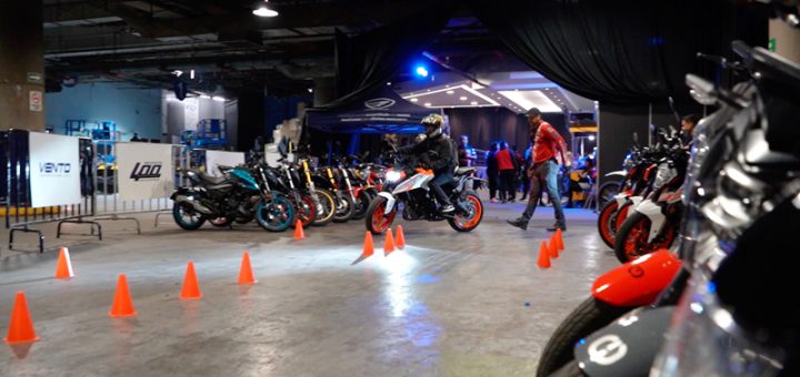 Pista de pruebas y conferencias en Expo Moto CDMX 2024
