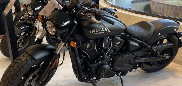 Polaris-Indian-Slingshot y Beta Motorcycles, juntos en Insurgentes Sur, CDMX