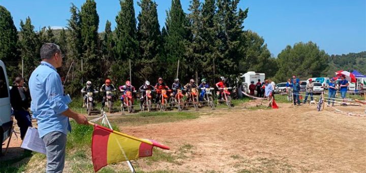 Lío entre la FMCV y la Federación Española: "Han borrado del mapa el motociclismo valenciano"