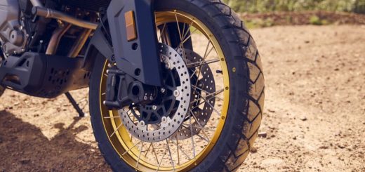 Prueba CFMoto 700MT 2025