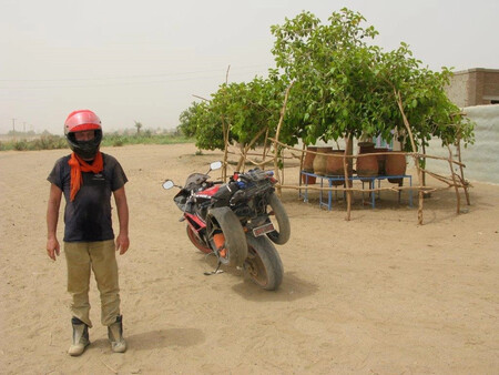 ¿Que no es posible viajar en una deportiva Este hombre dio la vuelta al mundo en una Yamaha R1 en 19 días