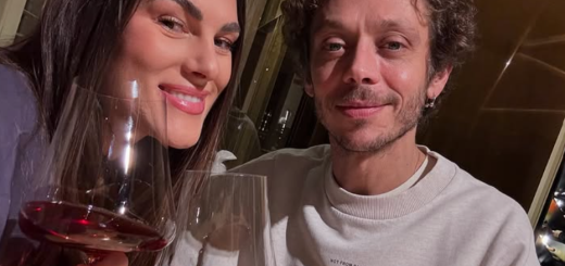 Valentino Rossi comparte detalles personales sobre la paternidad y el matrimonio
