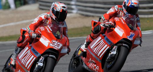 "He visto cascos de Stoner volando por dentro del box", recuerda un excompañero suyo en Ducati