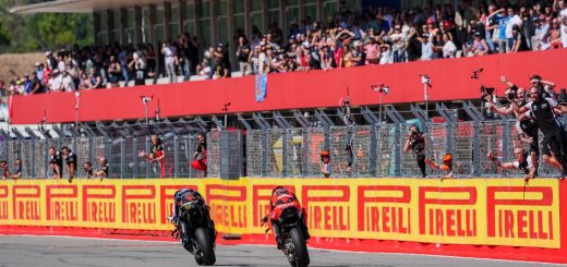 Razgatlioglu and Bulega deliver a classic at Portimao