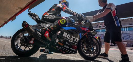 Razgatlioglu forced to sit out FP1 but sets the pace in Portimao