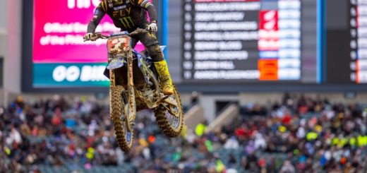 Supercross: Chase Sexton se lleva la victoria en Filadelfia y aprieta el campeonato