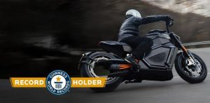 ¿Cuál es la moto eléctrica con más autonomía urbana