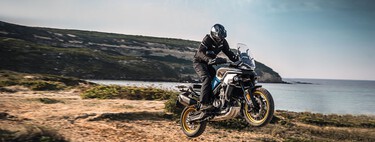 Desesperado por encontrar su moto robada, acabó localizando un contenedor con otras 25 a punto de... - Xataka