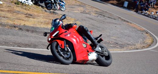 Gonzalo Castro: Una historia de motociclismo pasión, valentía y triunfo