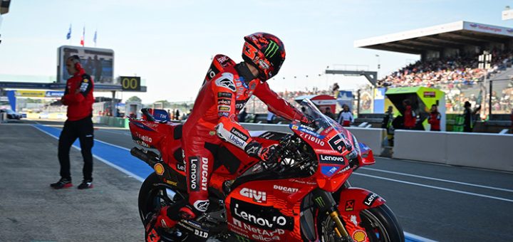 "Si Bagnaia quiere, puede volver a la GP24, pero no es la solución", avisa Pirro