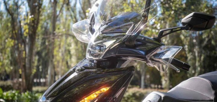 ¿Este modelo urbano de 300 cc es el más completo de la categoría: consumo, rendimiento y equipamiento