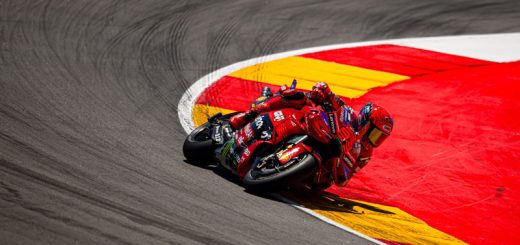 Marc Márquez arrasa en MotorLand Aragón y lidera un podio 100 % Ducati
