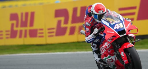 Marc Márquez gana también la sprint de Assen gracias a una salida prodigiosa y Pecco Bagnaia naufraga de nuevo