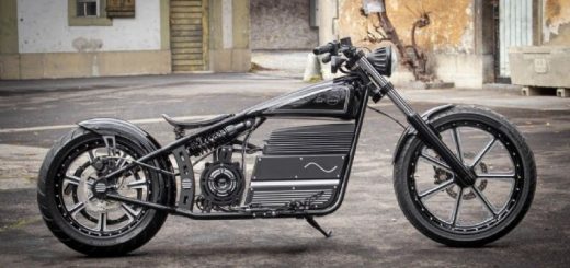 No es Harley-Davidson ni Indian, se trata de una motocicleta chopper eléctrica llamada King Current