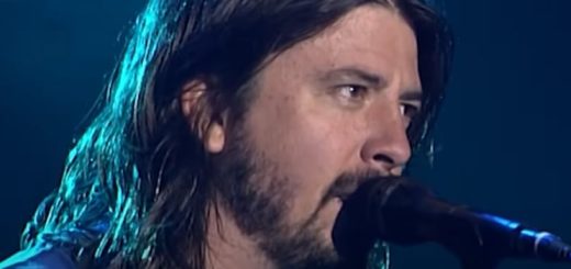 Pro-Shot Footage Of Foo Fighters' 2008 'Pinkpop' Festival Set Officially Released - Theprp.com