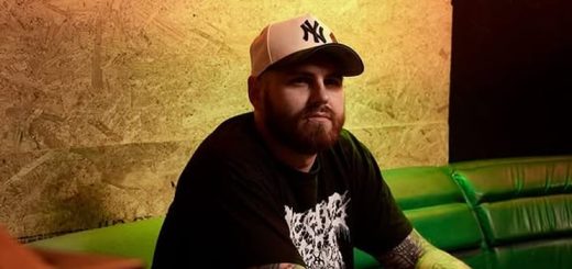 Tom Smith Comenta Sobre Cómo El Agotamiento Severo Lo Llevó A Dejar The Acacia Strain En 2022