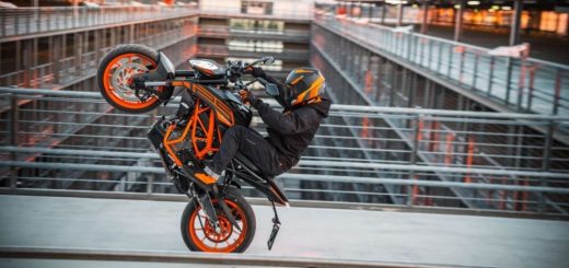 VIDEO: KTM se electrifica y sale a la luz su moto naked insignia que no contamina