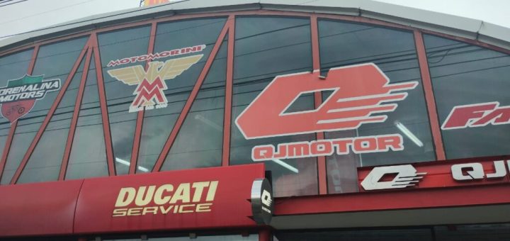 Adrenalina y compañerismo en la rodada de QJMOTOR