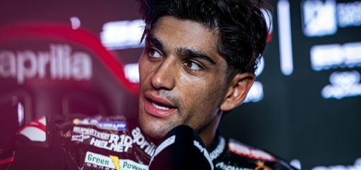 Martín: "Para dos o tres vueltas puedo usar mi estilo, pero luego necesito que la Aprilia me ayude"
