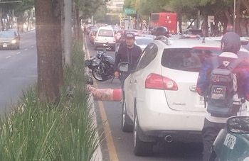 Mujer muere tras accidente en DiDi Moto en Reforma; Semovi confirma que el servicio está prohibido - Infobae