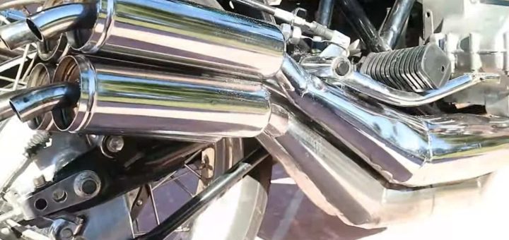 Una rareza sin igual sale a subasta en Japón: la Kawasaki KH606 de siete cilindros