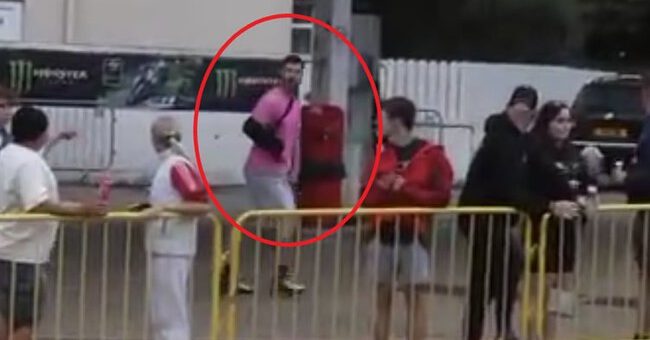 A un hombre se le ocurrió pasar borracho y drogado por mitad de una carrera de motos a 300 km/h. Ha acabado en la cárcel