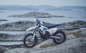 Husqvarna modernizó su familia más off-road: ¿en qué puntos mejoró y cuándo se lanza