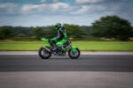 Jonny Davies va a intentar reventar dos récord Guinness con su Kawasaki ZX-10R