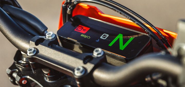 KTM lleva al límite el motor de las 690 Enduro R y SMC 2026: más potente que nunca
