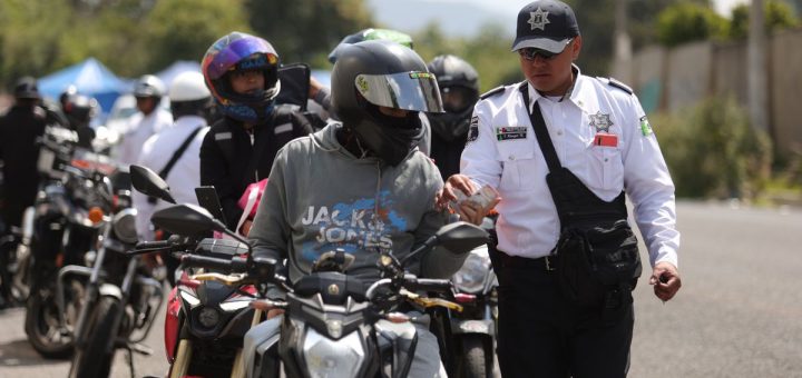 Retiran mil 900 motocicletas con registro irregular en Huixquilucan - La Jornada