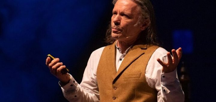 Bruce Dickinson revela por qué dejó Iron Maiden