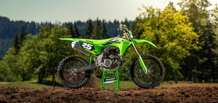 Kawasaki agrandó su familia de motocross con un esperado lanzamiento