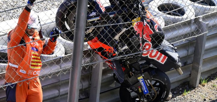 La “mala costumbre” de Enea Bastianini en el MotoGP de Barcelona: “¡Destruí la moto!”
