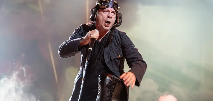 La sorpresa de Bruce Dickinson: canta en las calles de Nueva Orleans con un músico callejero