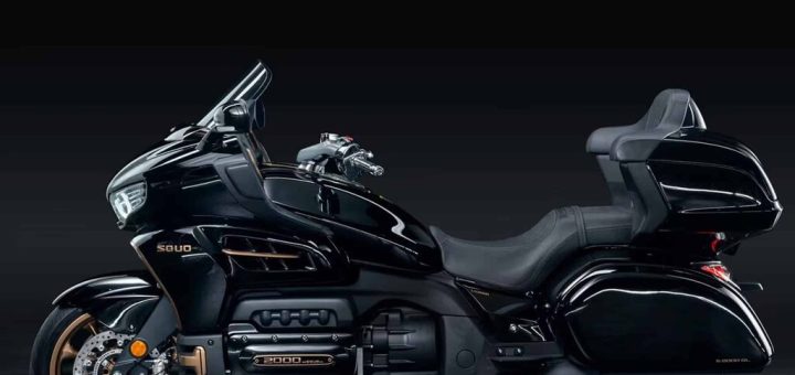 Ni Honda ni Kawasaki. La última revolución china es un motor de ocho cilindros, y nadie en la historia de las motos se había atrevido a ello