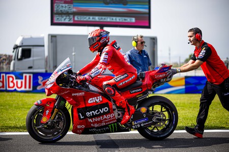 Que en Italia celebren las caídas de Marc Márquez como si fuese un gol no es ninguna sorpresa. La novedad es que ahora lo enseña la televisión